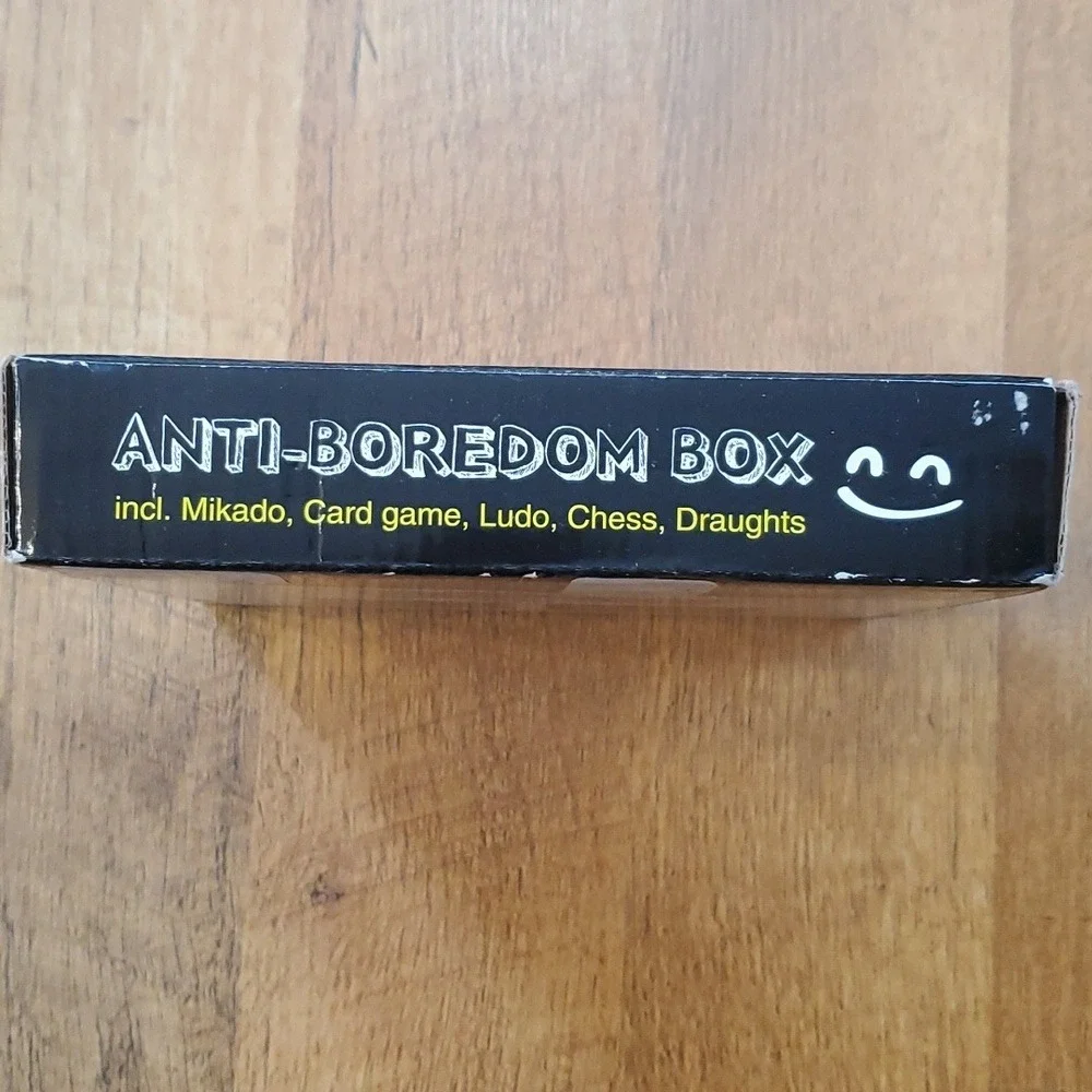 NEW Anti Boredom Box with 5 Games‎